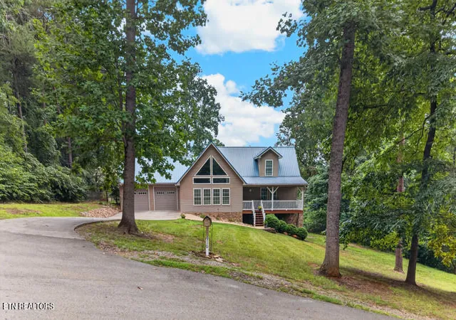 1st image of 916 Redbud Dr, Dandridge, TN 37725 | MLS# 1350640