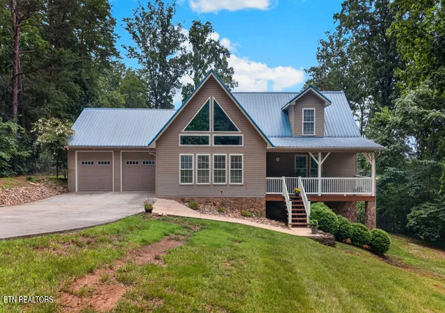 33rd image of 916 Redbud Dr, Dandridge, TN 37725 | MLS# 1350640