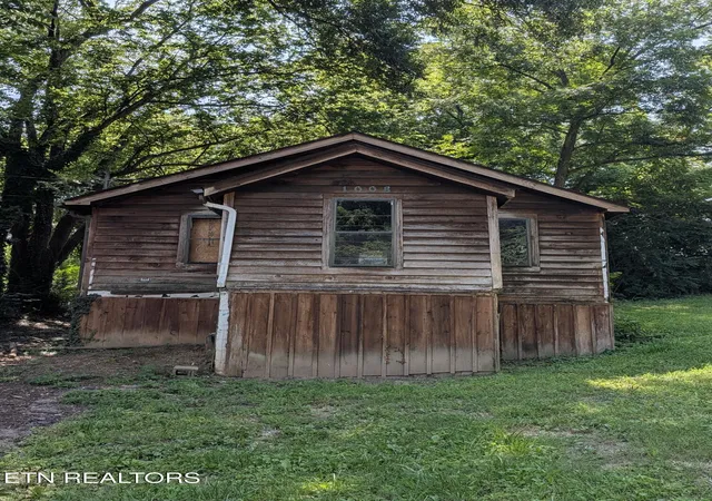 1st image of 1008 Mynders Ave, Maryville, TN 37801 | MLS# 1350892