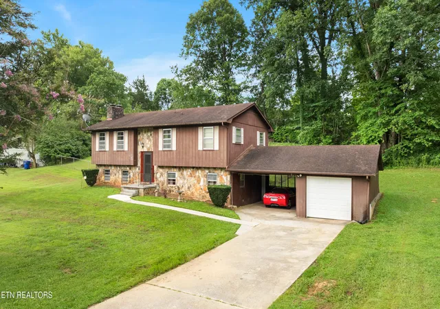 3rd image of 6625 Lambent Ln, Knoxville, TN 37918 | MLS# 1351981