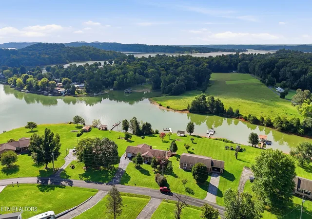 39th image of 1684 Brookview Dr, Dandridge, TN 37725 | MLS# 1350804