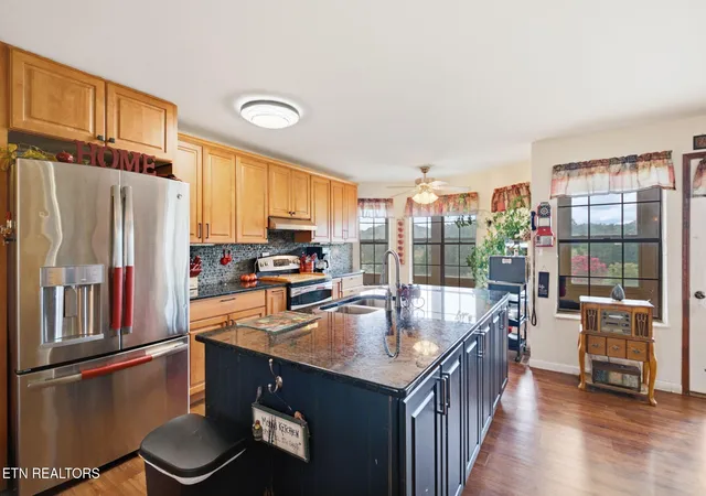 Photo 3 of Single family home for sale at 1684 Brookview Dr, Dandridge, TN 37725 | MLS# 1350804 | Listing updated on 2026-08-23