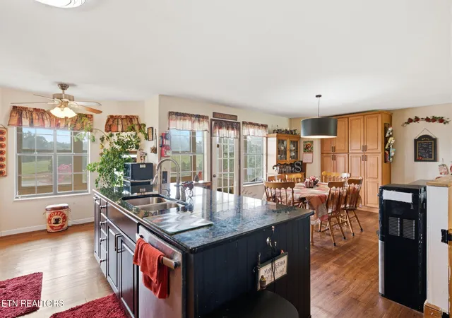 Photo 4 of Single family home for sale at 1684 Brookview Dr, Dandridge, TN 37725 | MLS# 1350804 | Listing updated on 2026-08-23