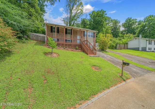 5th image of 4612 Skyview Dr, Knoxville, TN 37917 | MLS# 1350730