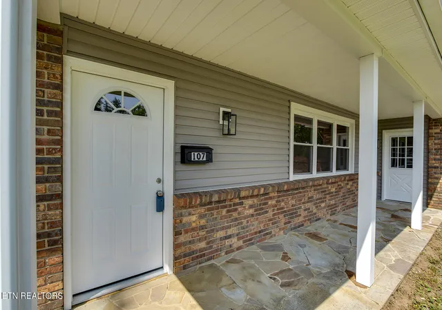 image of 107 Bermuda Rd, Oak Ridge, TN 37830 | MLS# 1351218