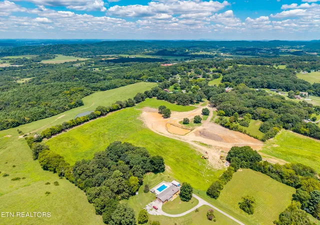 Photo 4 of Land for sale at Lot 3 Saratoga Dr, Maryville, TN 37804 | MLS# 1350847 | Listing updated on 2026-09-22