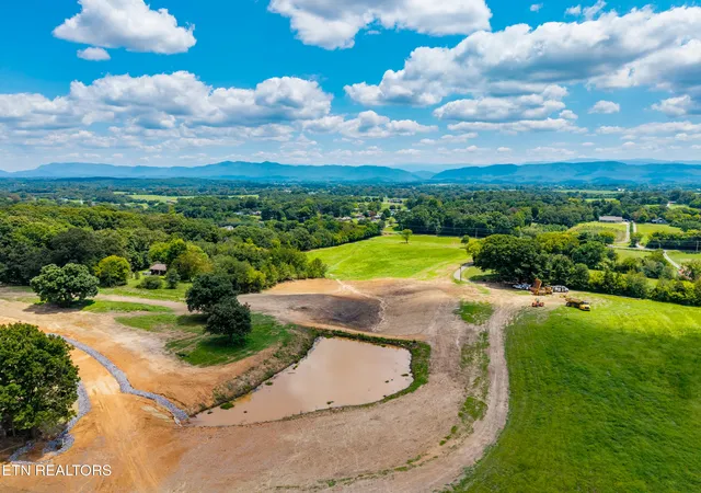 Photo 4 of Land for sale at Lot 4 Saratoga Dr, Maryville, TN 37804 | MLS# 1350848 | Listing updated on 2026-09-22