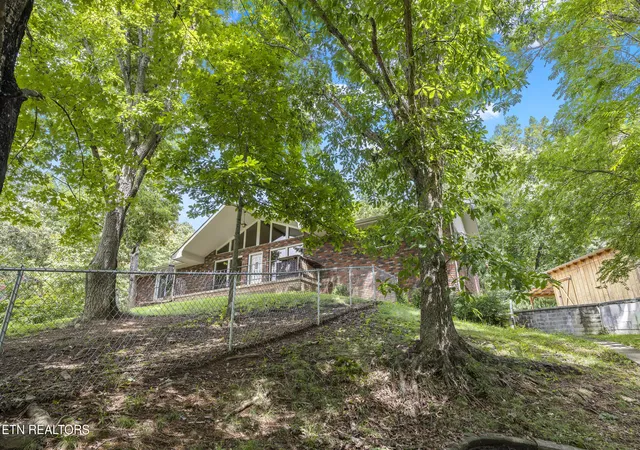 Photo 1 of Multi family home for sale at 744 Lee Cir, Sevierville, TN 37862 | MLS# 1350697 | Listing updated on 2026-08-09