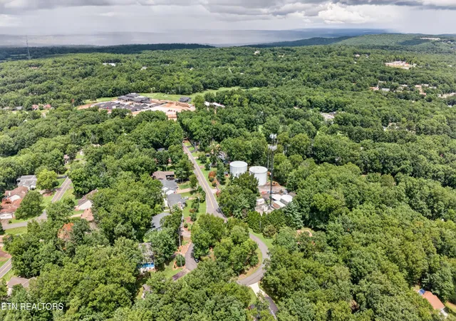 37th image of 36 Druid Cir, Crossville, TN 38558 | MLS# 1350795