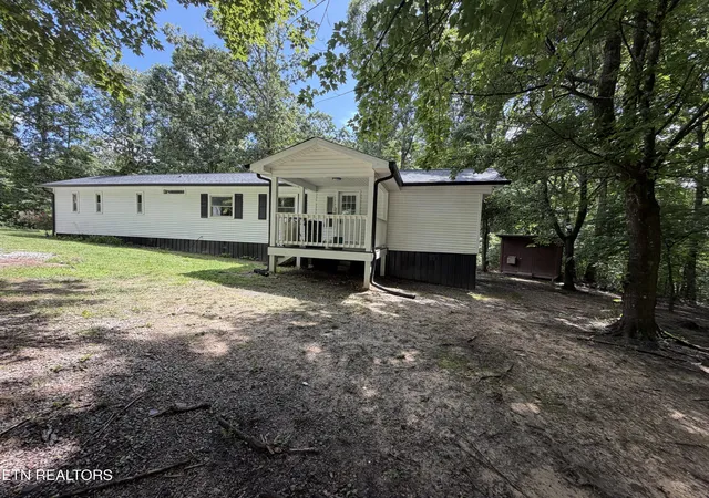 1st image of 1004 Chestnut Ridge Rd, Spring City, TN 37381 | MLS# 1350984