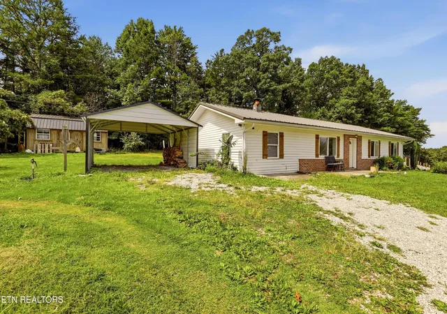 3rd image of 1563 Riggs Chapel Rd, Harriman, TN 37748 | MLS# 1351272