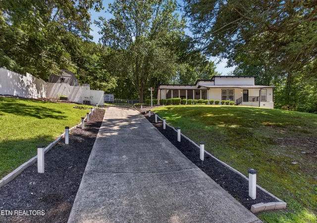 2nd image of 718 Hathburn Dr, Rockwood, TN 37854 | MLS# 1351370