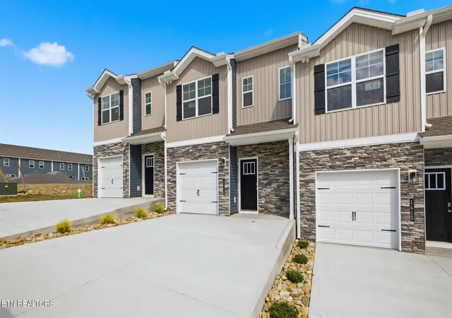 Photo 2 of Sale Pending at 1412 Relaxation Run, Sevierville, TN 37876 | MLS# 1350662 | Listing updated on 2026-10-23