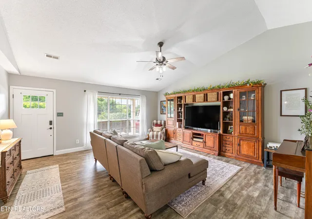 Photo 3 of Single family home for sale at 224 Old Clover Hl Rd, Maryville, TN 37803 | MLS# 1350726 | Listing updated on 2026-09-24