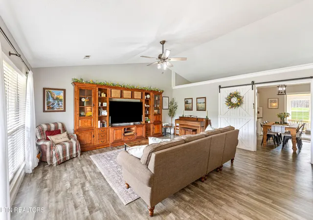 Photo 4 of Single family home for sale at 224 Old Clover Hl Rd, Maryville, TN 37803 | MLS# 1350726 | Listing updated on 2026-09-24