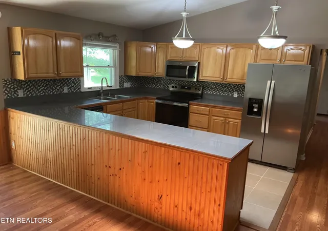 2nd image of 111 Eagle Ln, Crossville, TN 38558 | MLS# 1350686