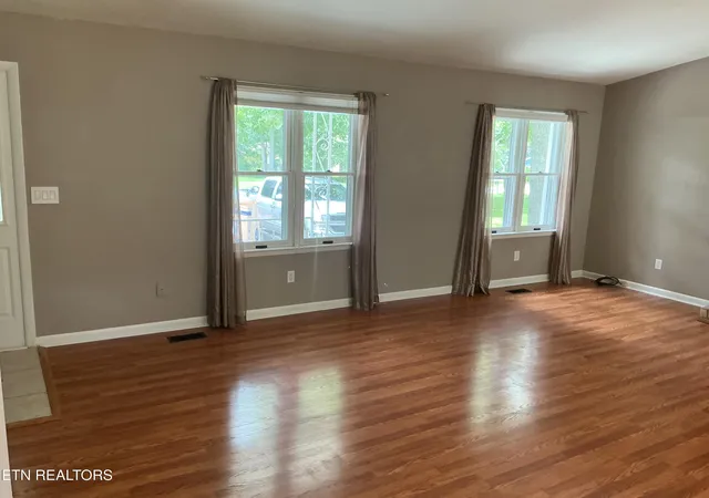 5th image of 111 Eagle Ln, Crossville, TN 38558 | MLS# 1350686