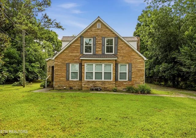 1st image of 531 N Tellico St, Madisonville, TN 37354 | MLS# 1350971