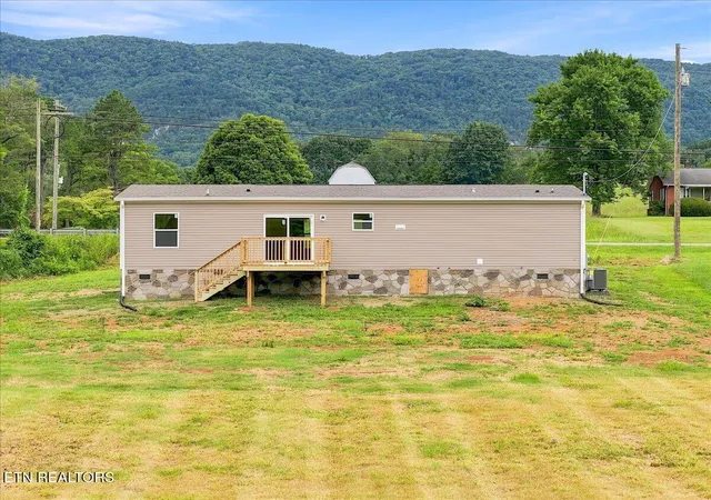 Photo 3 of Single family home for sale at 5320 Rutledge Pike, Rutledge, TN 37861 | MLS# 1350706 | Listing updated on 2026-09-03