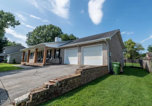 38th image of 409 Hiddenbrook Ln, Maryville, TN 37804 | MLS# 1350721