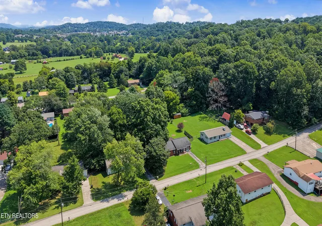 28th image of 832 Oliver Ave, Seymour, TN 37865 | MLS# 1351615