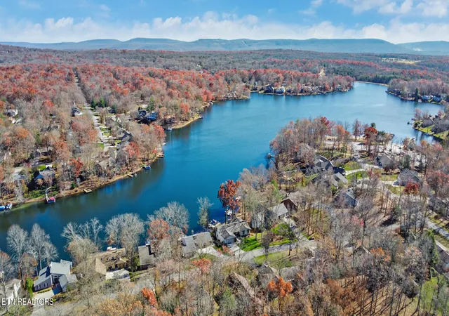 35th image of 110 Delbridge Ln, Crossville, TN 38558 | MLS# 1350746