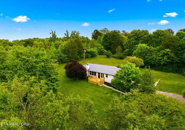 44th image of 9608 Asheville Hwy, Strawberry Plains, TN 37871 | MLS# 1350760