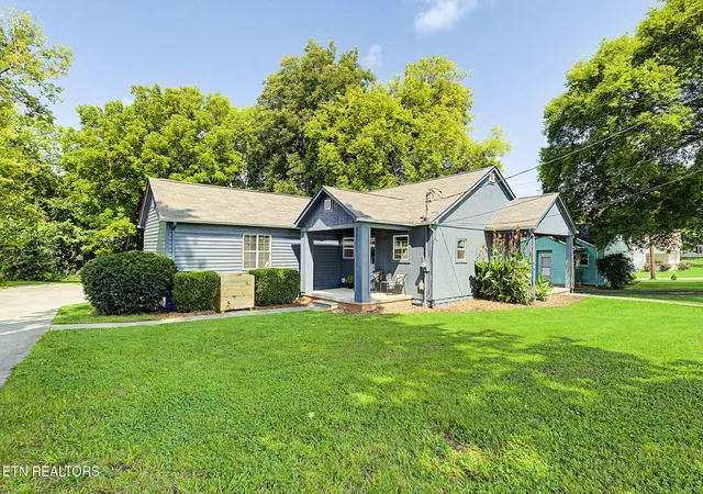 2nd image of 528 N College St, Madisonville, TN 37354 | MLS# 1351471