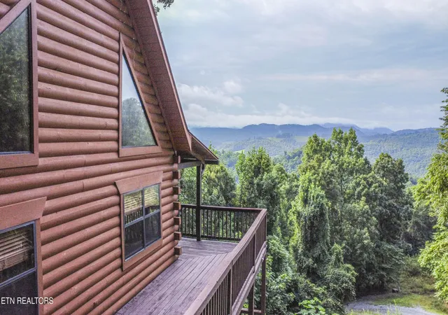 2nd image of 150 Limestone Ln, New Tazewell, TN 37825 | MLS# 1350773
