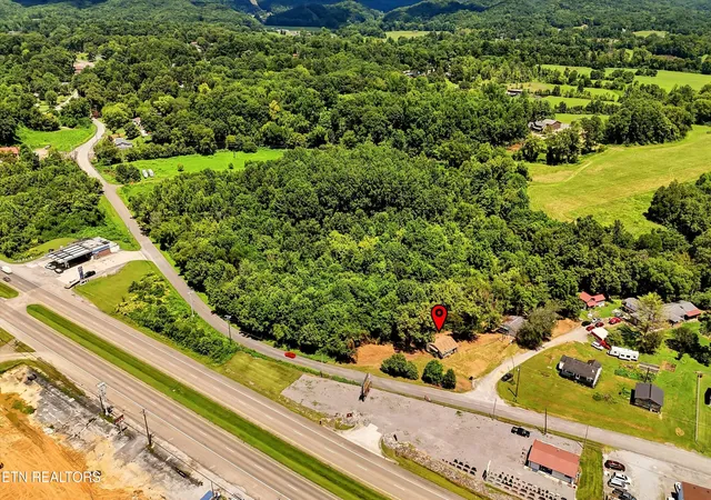 46th image of 289 Midway Dr, Oliver Springs, TN 37840 | MLS# 1351111