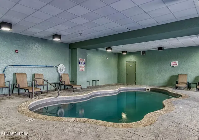2nd image of 410 Big Bear Wy, Pigeon Forge, TN 37863