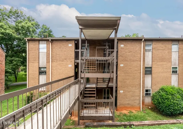 1st image of 417 Canberra Dr #132, Knoxville, TN 37923 | MLS# 1350802
