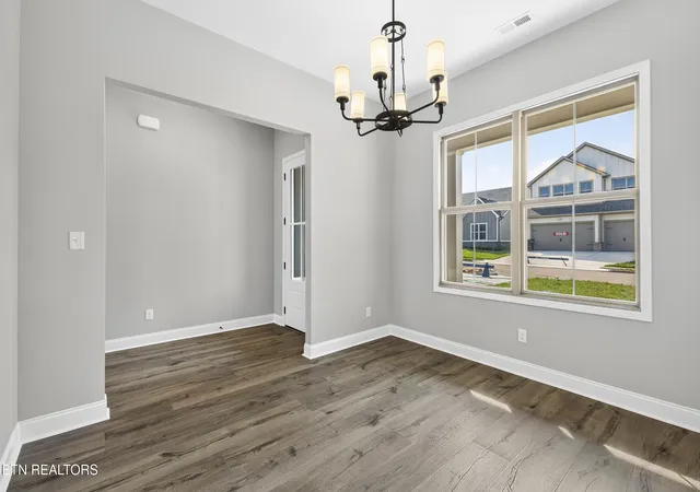 Photo 3 of Single family home for sale at 2579 Marshall Pass Rd, Knoxville, TN 37932 | MLS# 1350801 | Listing updated on 2026-09-12