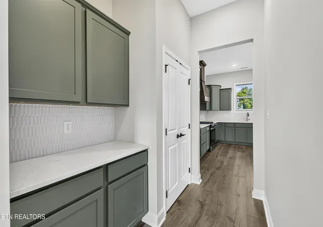 Photo 4 of Single family home for sale at 2579 Marshall Pass Rd, Knoxville, TN 37932 | MLS# 1350801 | Listing updated on 2026-09-12