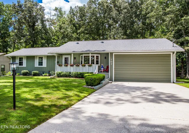 2nd image of 107 Canterbury Dr, Crossville, TN 38558 | MLS# 1350899