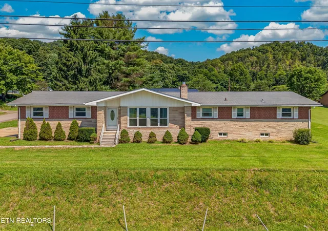 1st image of 304 Russell Dr, Rogersville, TN 37857 | MLS# 1350811