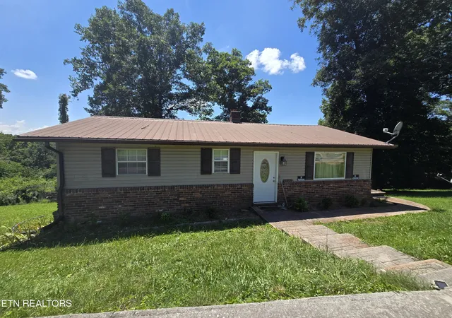 1st image of 1019 Cole Rd, New Tazewell, TN 37825 | MLS# 1350814