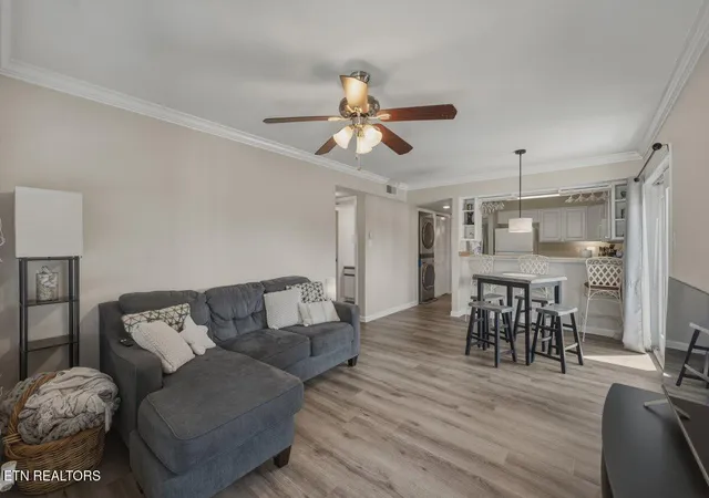 Listing Photo 4 - Condo for sale in building located at 1201 Laurel Ave, Knoxville, TN 37916 - Unit #107