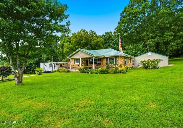 Photo 3 of Single family home for sale at 1212 Old Hwy 68, Sweetwater, TN 37874 | MLS# 1350964 | Listing updated on 2026-09-06