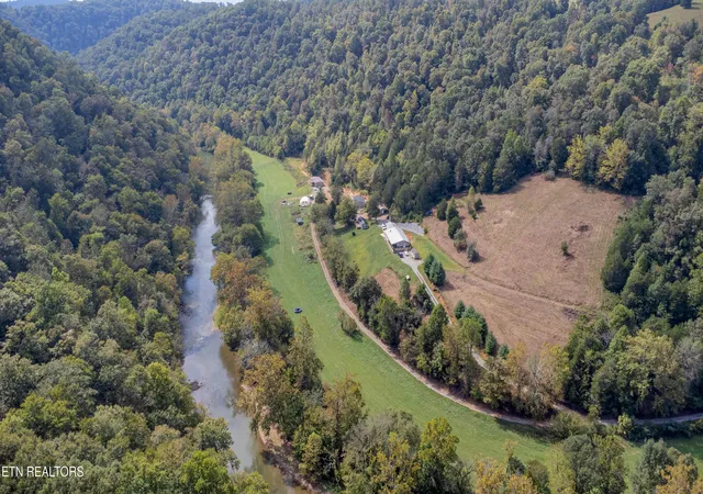 2nd image of 1418 Gulley River Rd, Harrogate, TN 37752 | MLS# 1351469