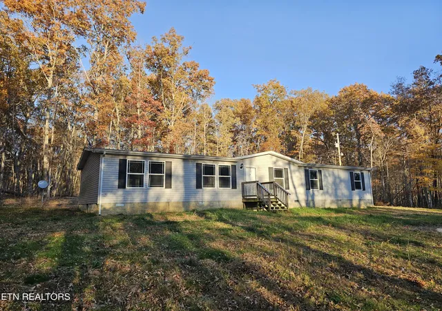 2nd image of 196 Red Hill Rd, Sunbright, TN 37872 | MLS# 1350823