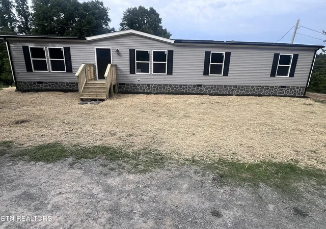 2nd image of 152 Sunset Hills Ln, New Tazewell, TN 37825 | MLS# 1350842
