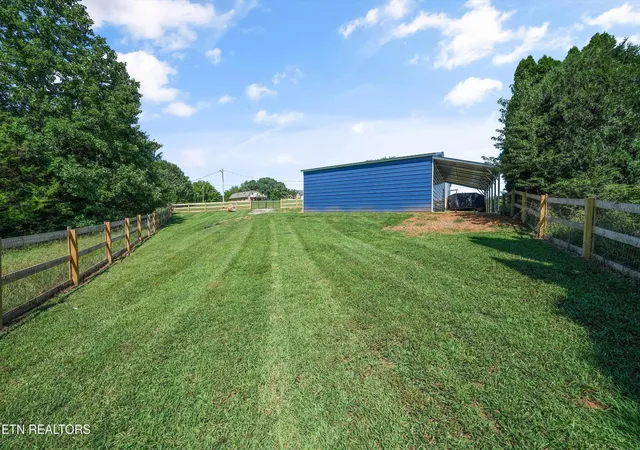 Photo 4 of Single family home for sale at 769 Farmington Way, Maryville, TN 37801 | MLS# 1350851 | Listing updated on 2026-08-26