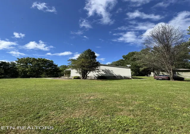2nd image of 3636 Big Ridge Rd, Oneida, TN 37841 | MLS# 1351054