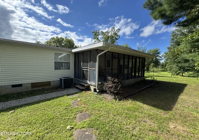 5th image of 3636 Big Ridge Rd, Oneida, TN 37841 | MLS# 1351054
