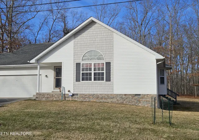 1st image of 6219 Osage Rd, Crossville, TN 38572 | MLS# 1350859