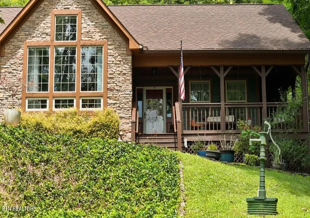 3rd image of 450 Mountain John Loop, Townsend, TN 37882 | MLS# 1350870