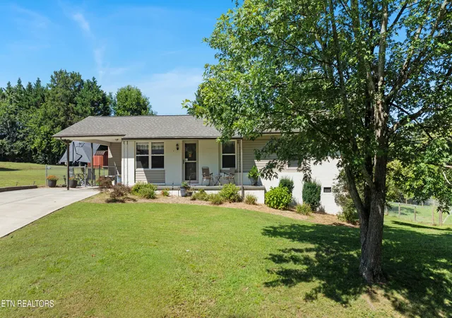 1st image of 211 Arbor Dr, Maryville, TN 37804 | MLS# 1351026