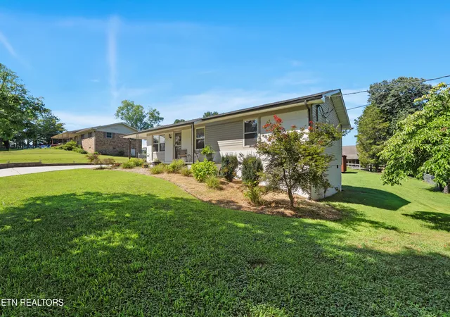 23rd image of 211 Arbor Dr, Maryville, TN 37804 | MLS# 1351026