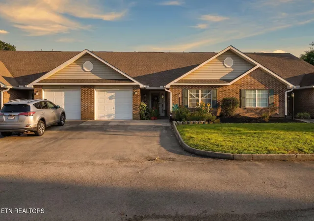 Photo 4 of Single family home for sale at 6504 Hickory Valley Way #3, Knoxville, TN 37918 | MLS# 1350874 | Listing updated on 2026-09-10